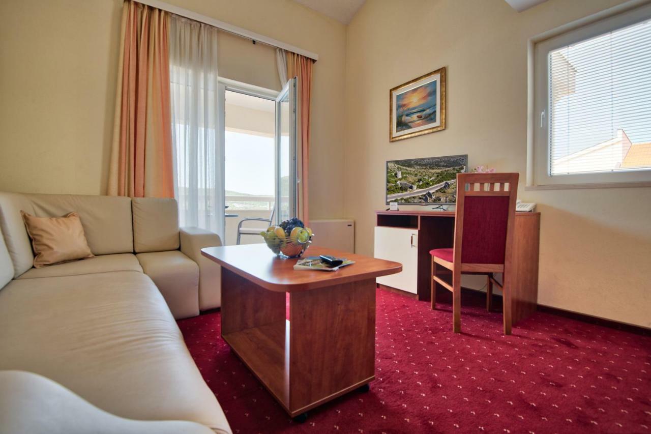 Hotel Agava Neum Kültér fotó